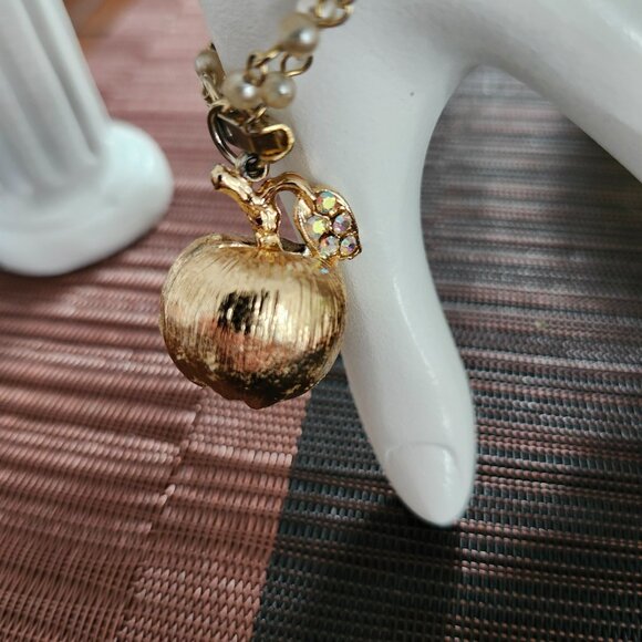 Gold Toned & Rhinstone Apple Pendant on Dua Strand Faux Pearl Bracelet - Picture 4 of 10